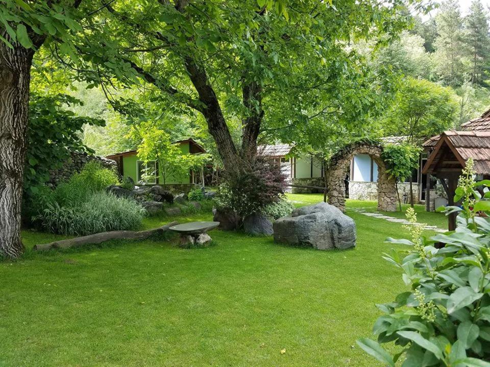 Eco Garden Bed & Breakfast Dilijan Ngoại thất bức ảnh
